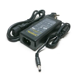 Napajanje-za-kamere-12v-5A-plasticno (2) Napajanje za video nadzor 12V 5A u plastičnom kućištu